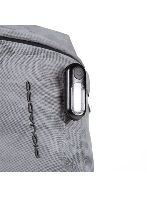 zaino grande pc 15.6 in tessuto PIQUADRO | CA5494PQMCAMOGR